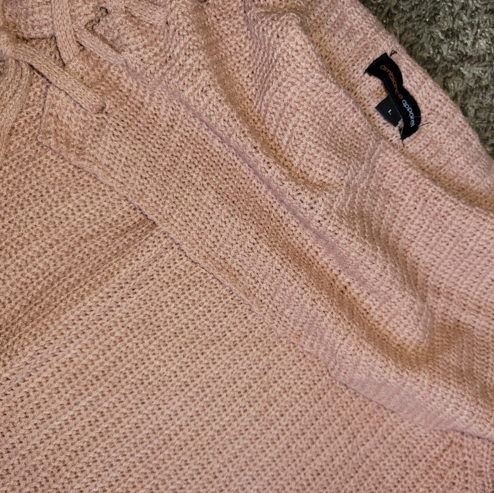 Off shoulder sweater - Picture 2 of 2